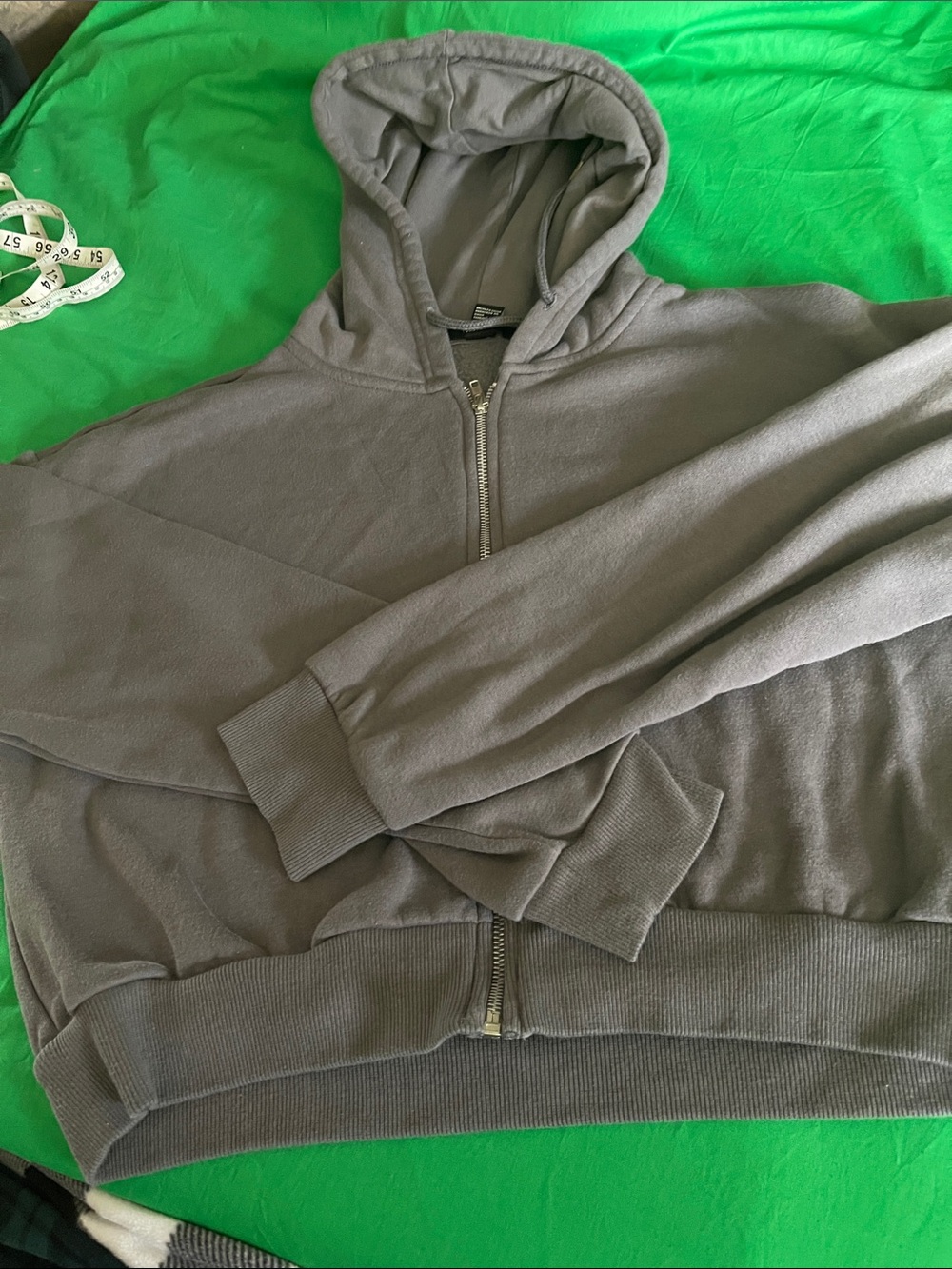 Forever 21 Men's Gray Full-Zip Hoodie Sweater